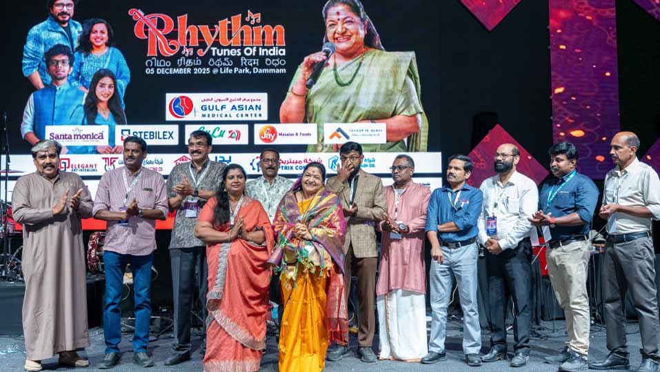 നാല്പതാണ്ടിന്റെ സ്വരമാധുര്യം; ചിത്രയെ ആദരിച്ച് ദമ്മാം