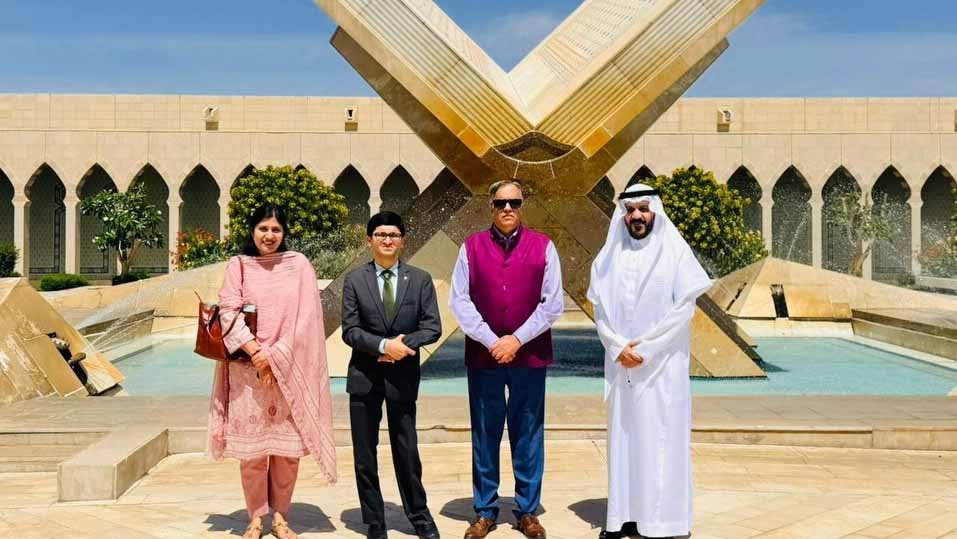 മദീനയിലെ ഖുര്ആന് അച്ചടി വിസ്മയം; പ്രിന്റിംഗ് കോംപ്ലക്സ് സന്ദര്ശിച്ച് ഇന്ത്യന് അംബാസഡര്