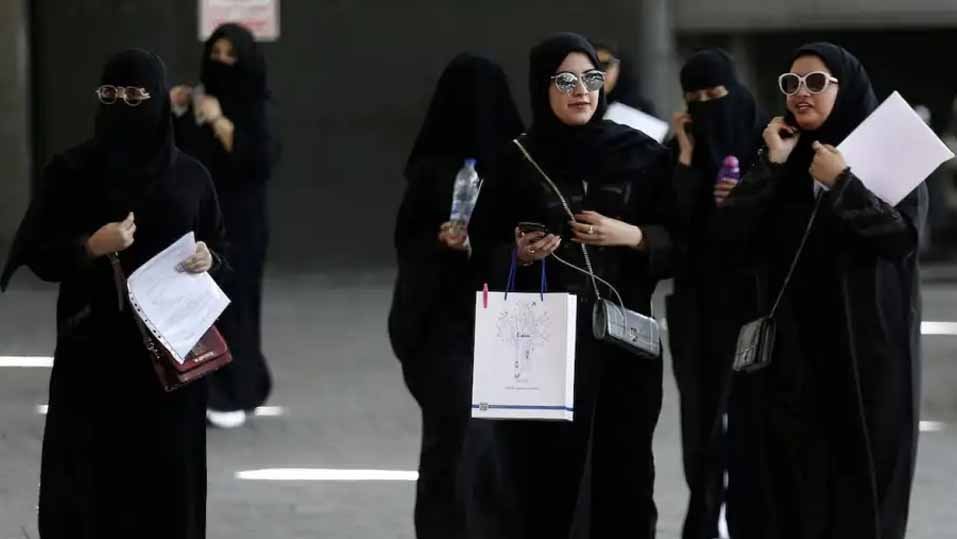 തൊഴില്‍ വിപണിയില്‍ പെണ്‍കരുത്ത്; സൗദിയില്‍ വനിതാ പങ്കാളിത്തം ഉയര്‍ന്നു