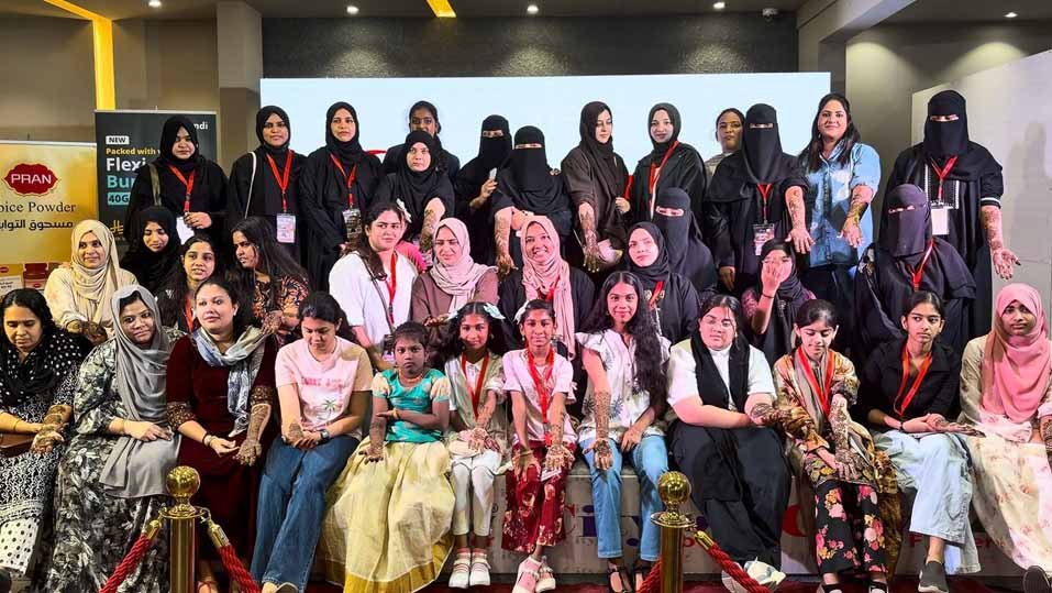 6 CITY FLOWER MEHANDI