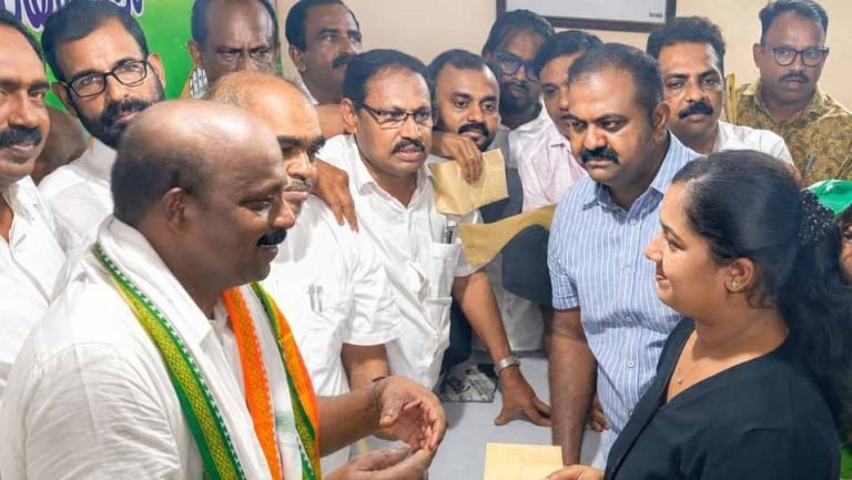 6 RIYADH OICC OOMMEN CHANDY SCHOLERSHIP