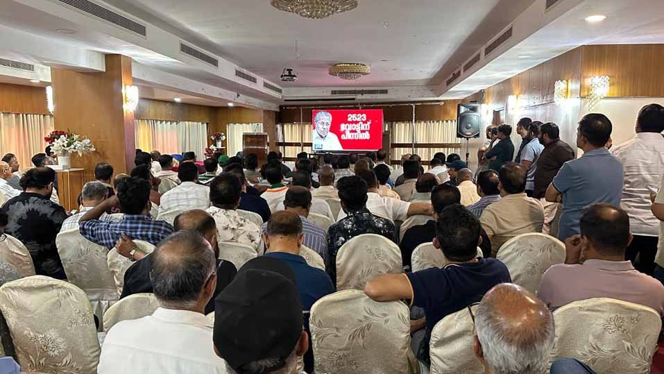 ധര്‍മ്മടത്ത് ‘ക്യാപ്റ്റന്‍’ കിതയ്ക്കുന്നു; റയാദില്‍ ആവേശക്കടല്‍, ബിഗ് സ്‌ക്രീനുകള്‍ക്ക് മുന്നില്‍ പ്രവാസിപ്പട