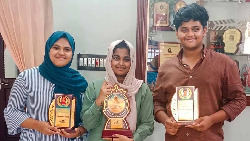 നാട്ടിലും തിളങ്ങി പ്രവാസത്തിന്റെ പെണ്‍പെരുമ; റാങ്ക് നിറവില്‍ തന്‍സീറ
